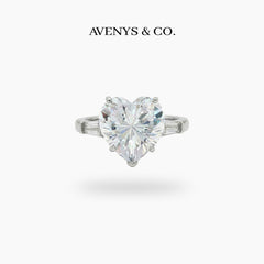 Love Heart Trilogy with White Heart Stone – on White Gold