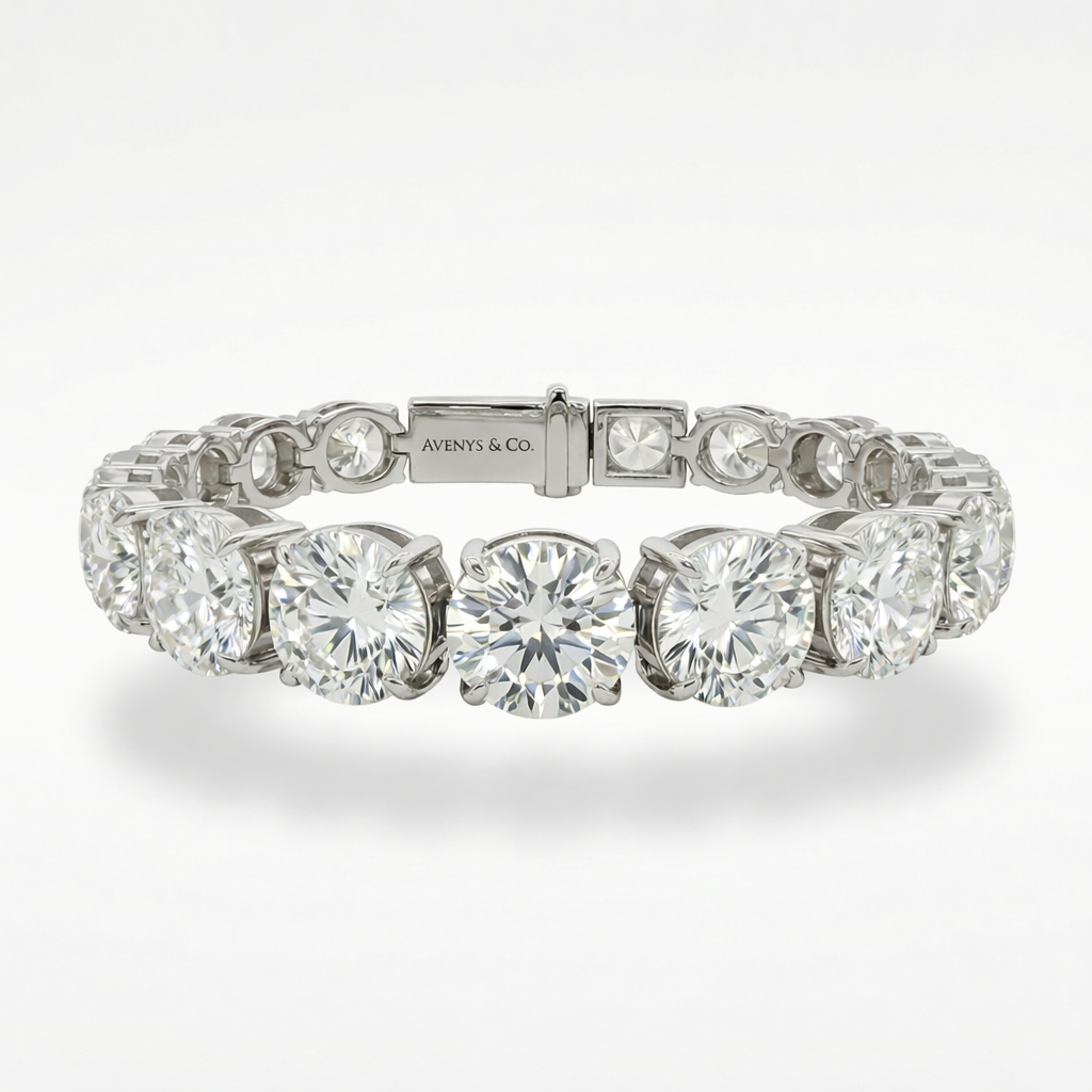 Signature Tennis Bracelet (7mm) with White Round Stone – on White Gold