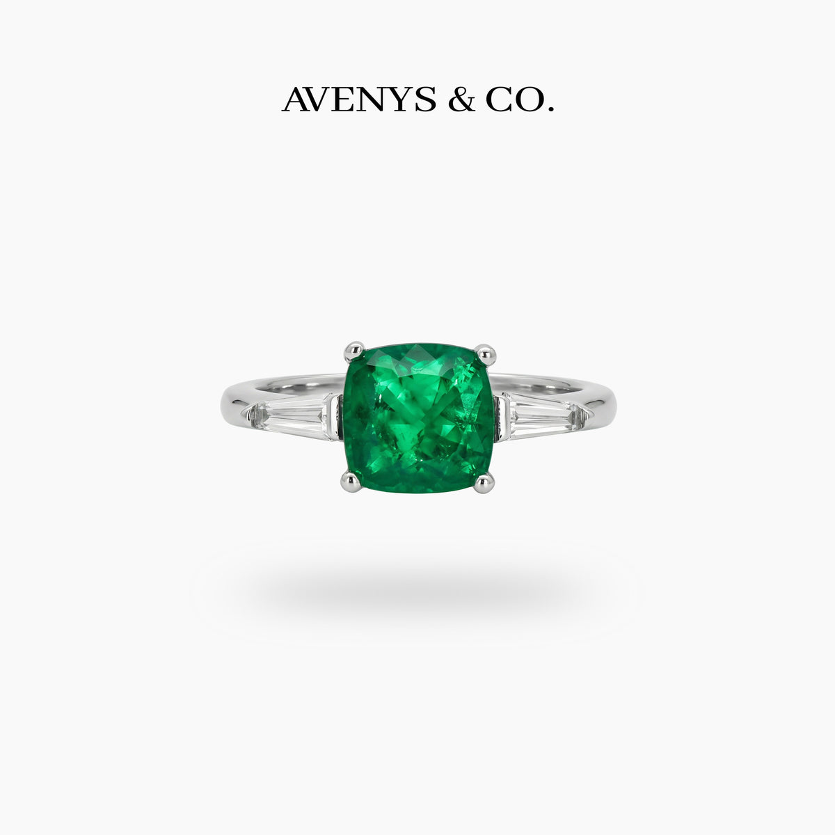 Princess Trilogy Ring with Green Princess Stone – on White Gold