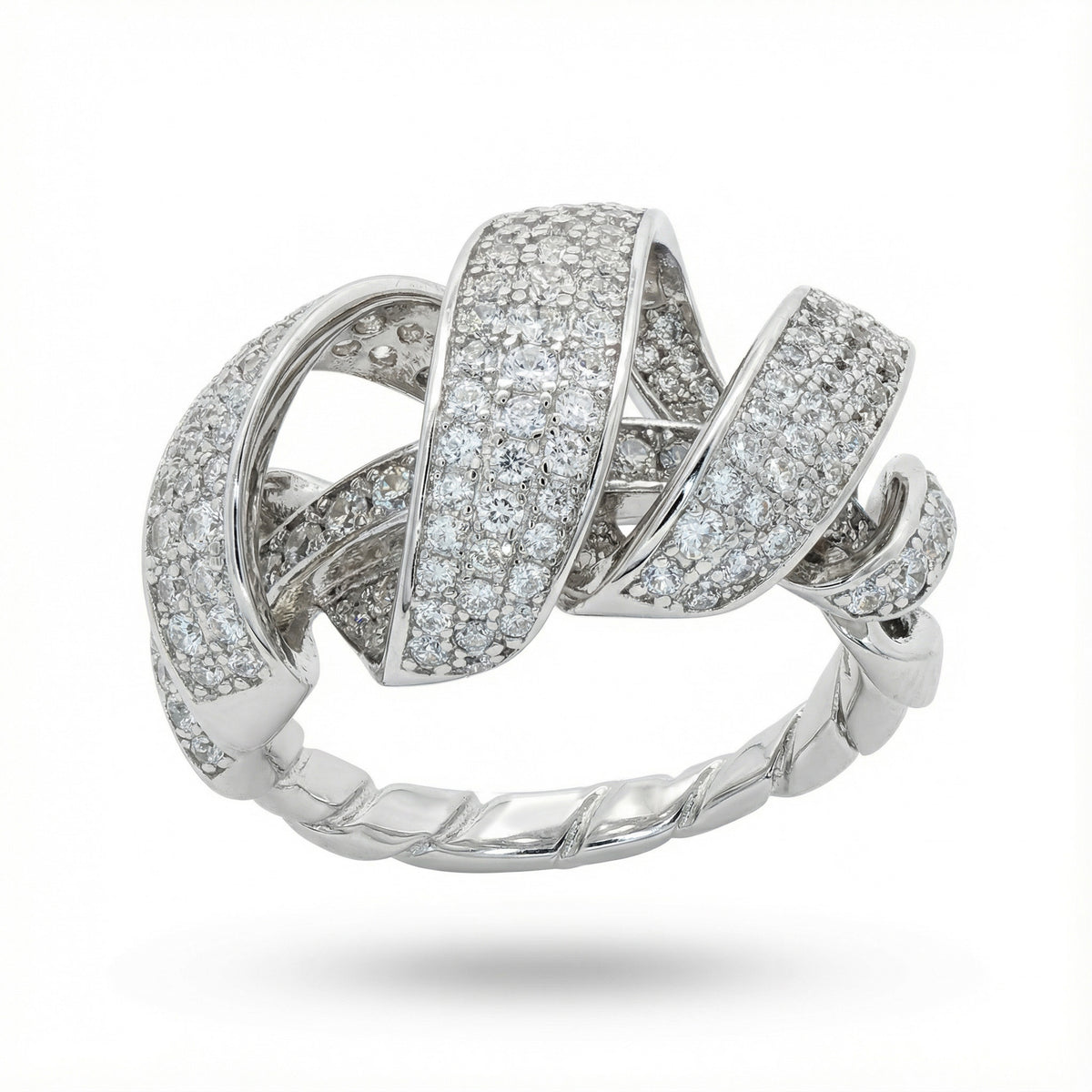 Twist Rope Pave Ring with White Round Stone – on White Gold