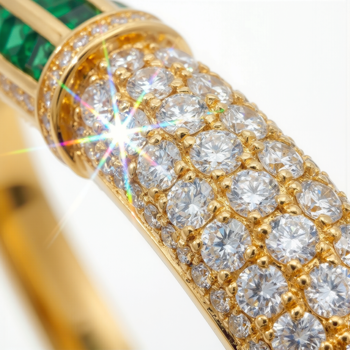 Cleopatra Bangle with Green Emerald Stone – on Yellow Gold