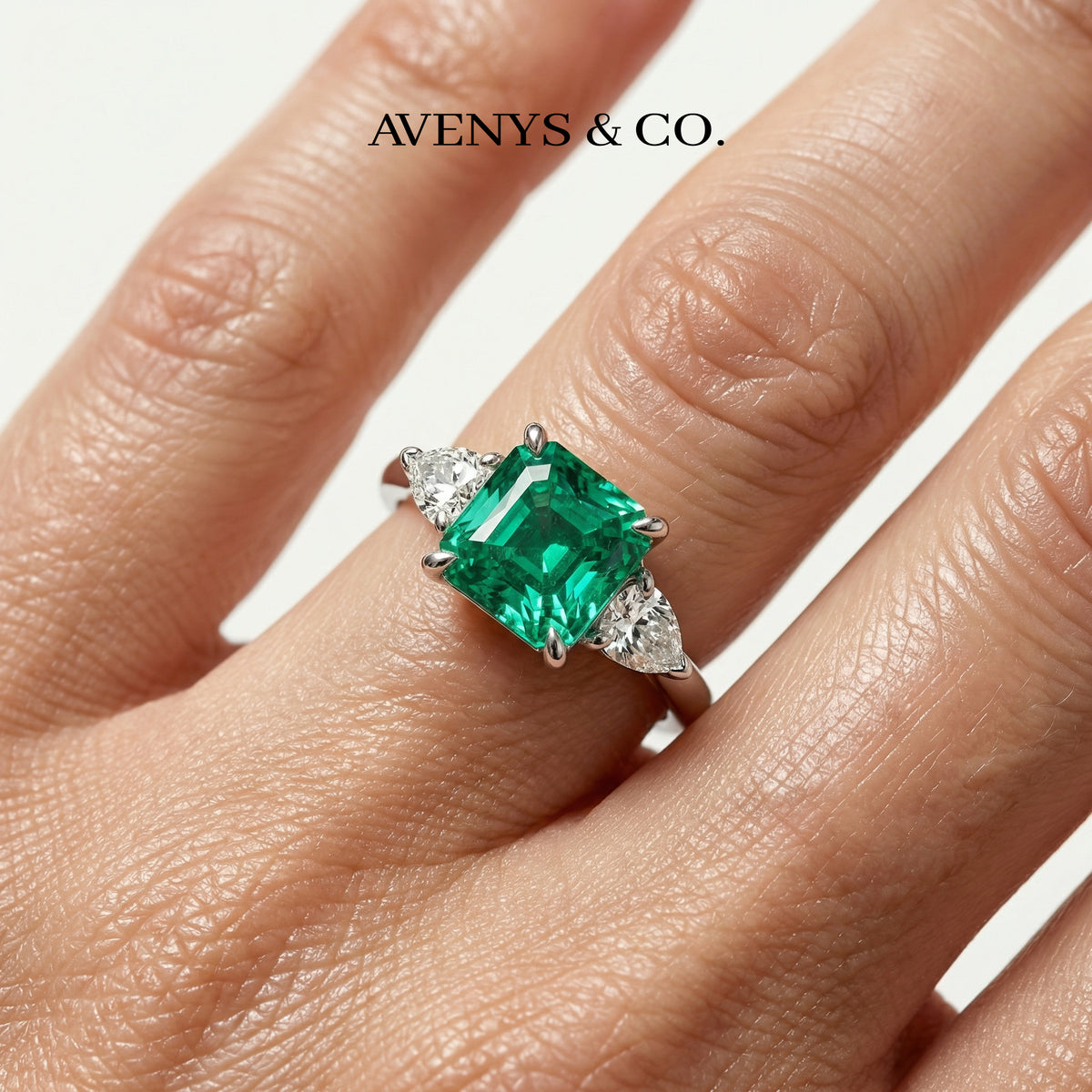 Sea Trilogy Ring with Green Pear Stone – on White Gold