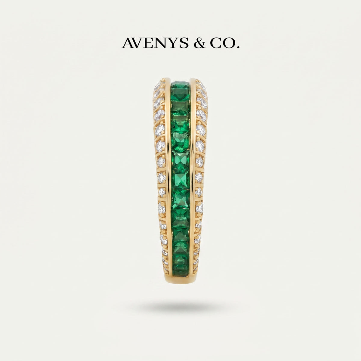 Greenline Ring with Green Emerald Stone – on Yellow Gold