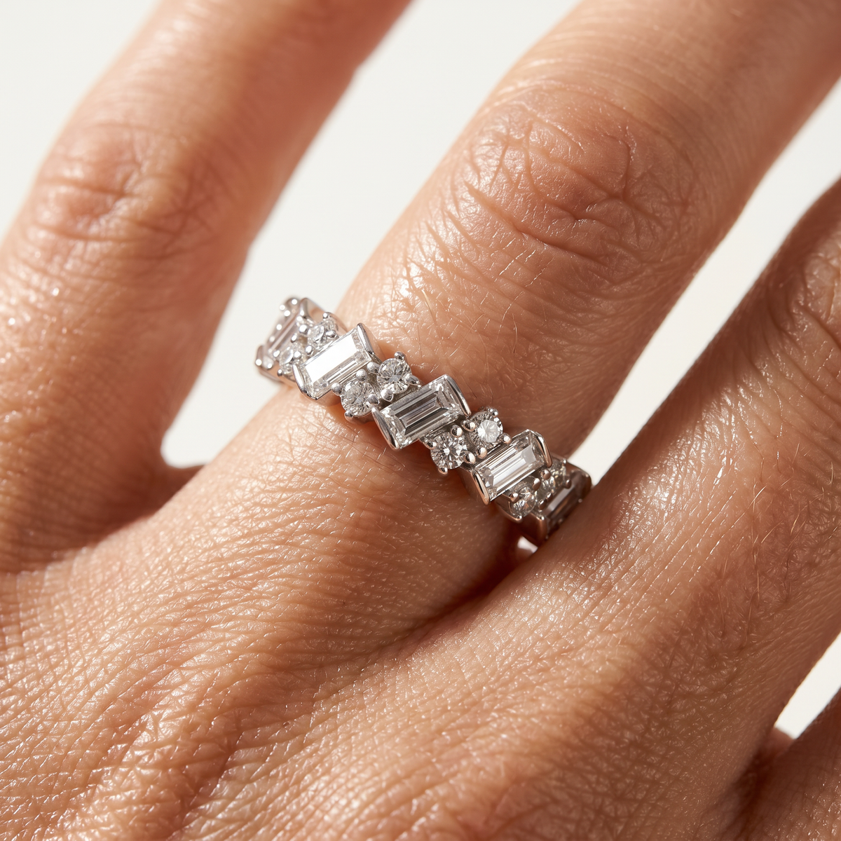Lattice Slim Ring with White Round Stone – on White Gold