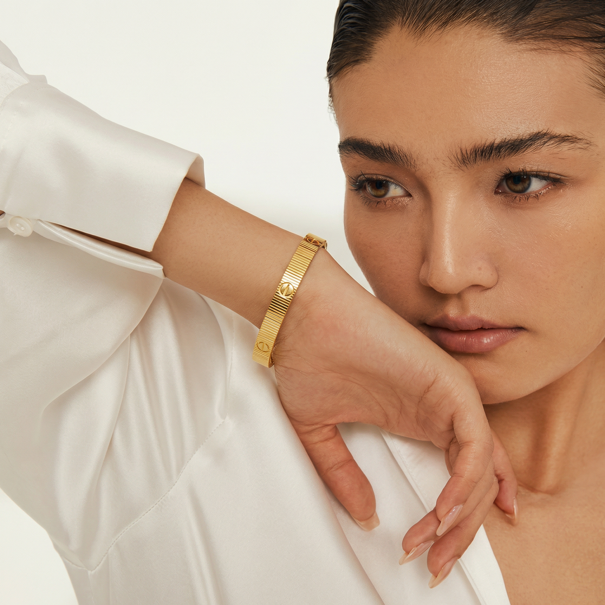 Loop Classic Flexible Bracelet – on Yellow Gold