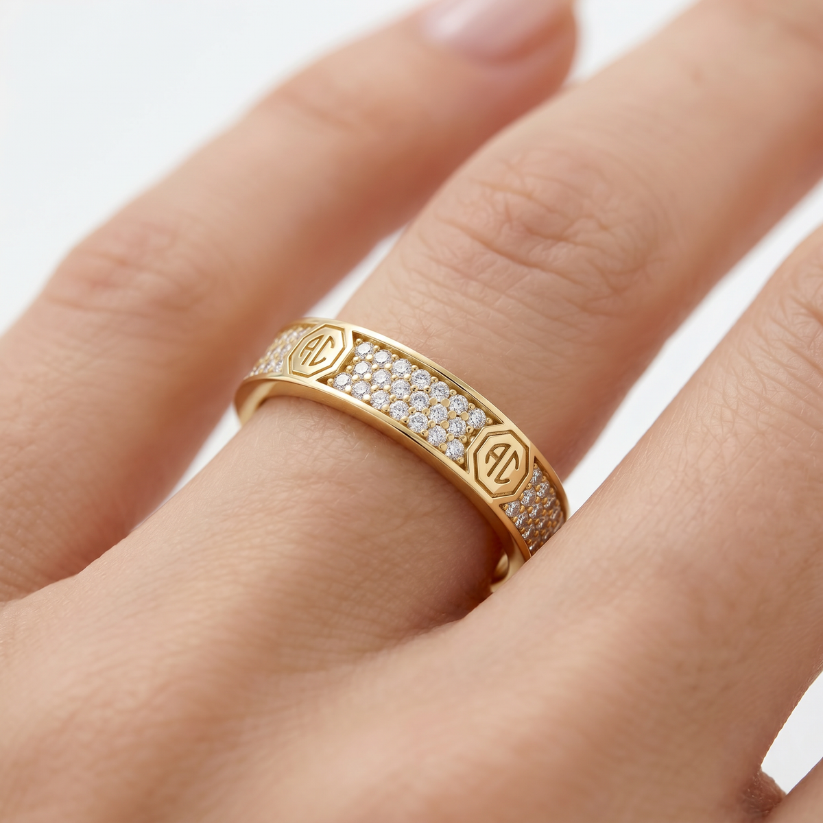 Halo Pave Slim Ring with White Round Stone – on Yellow Gold