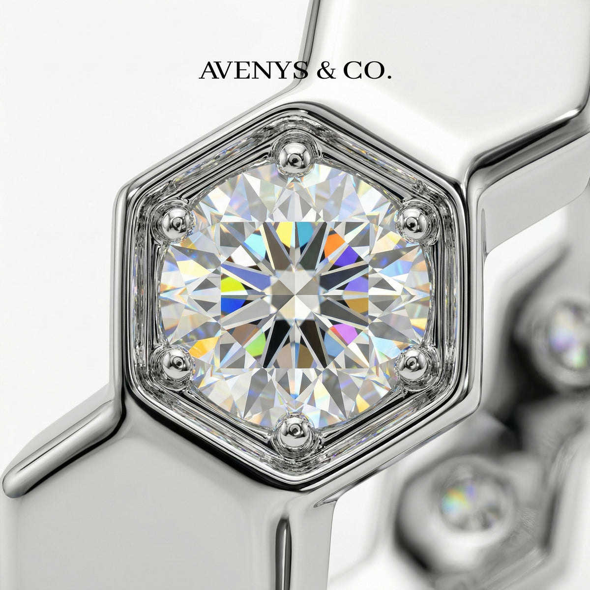 Honeycomb Ring with White Round Stone – on White Gold