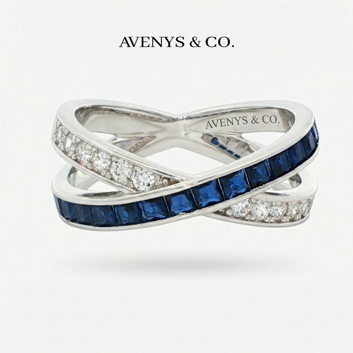 Interlink Ring with Blue Emerald Stone – on White Gold