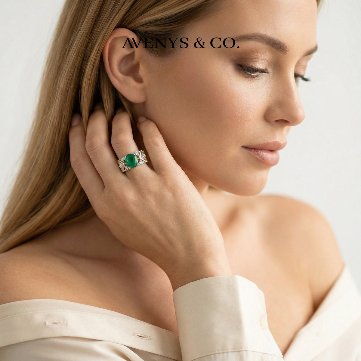 Arabesque Wide Ring with Green Oval Stone – on White Gold