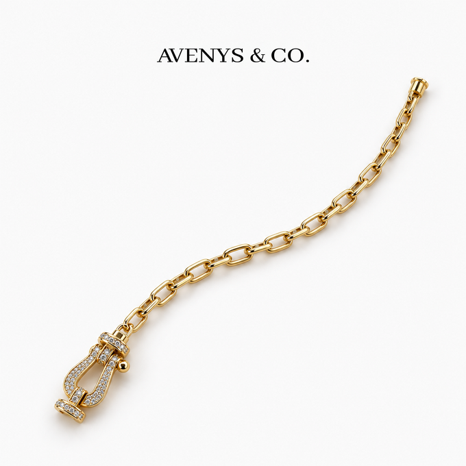 AV Anchor Chain Bracelet on Yellow Gold — full bracelet