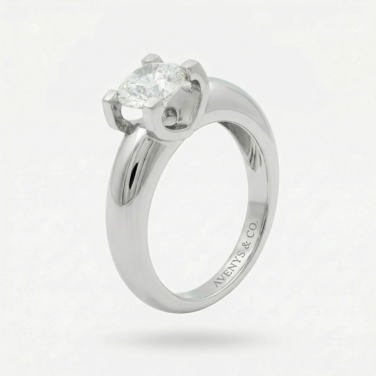 Suspension Max Ring with White Round Stone – on White Gold — product detail